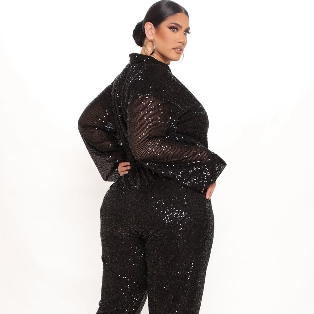 Brand new Fashion Nova Jumpsuit with tag. Size 1X